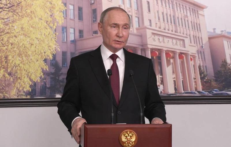 'Sanitary zone' near Kharkov and talks on Ukraine: What Putin told the media in Harbin