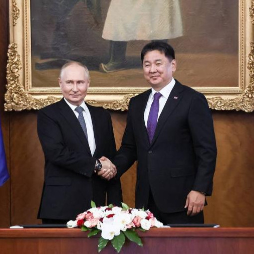 Press review: Mongolia shoves Putin's arrest warrant and big deals abound at EEF