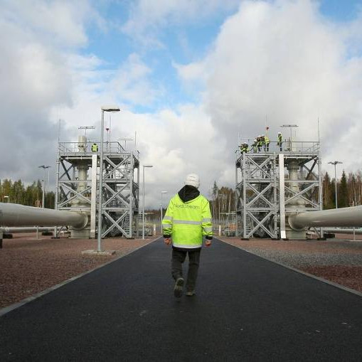 One turbine for Nord Stream gas pipeline en route to Europe