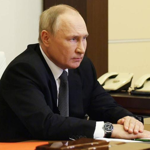 Press review: What Putin’s martial law move means and why Russia won’t sever EU ties