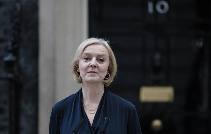 Press review: Truss resigns as UK PM and Republican mid-term win could curb Ukraine aid