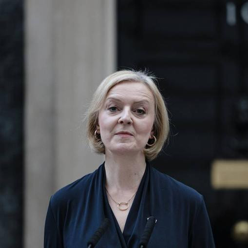 Press review: Truss resigns as UK PM and Republican mid-term win could curb Ukraine aid