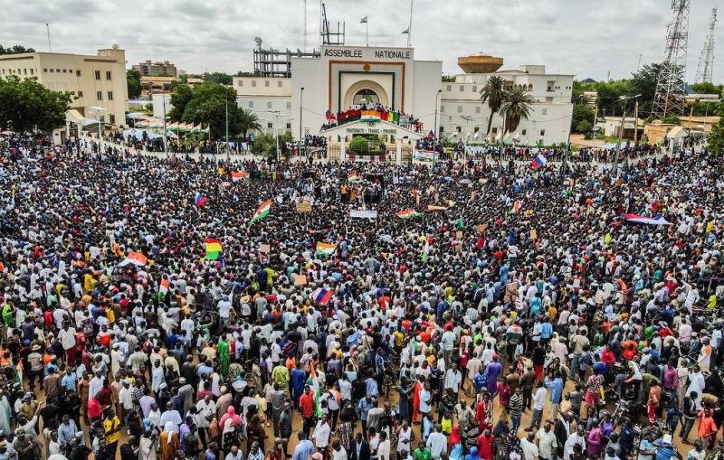 Press review: Moscow may pull test-ban treaty ratification and intervention risk for Niger