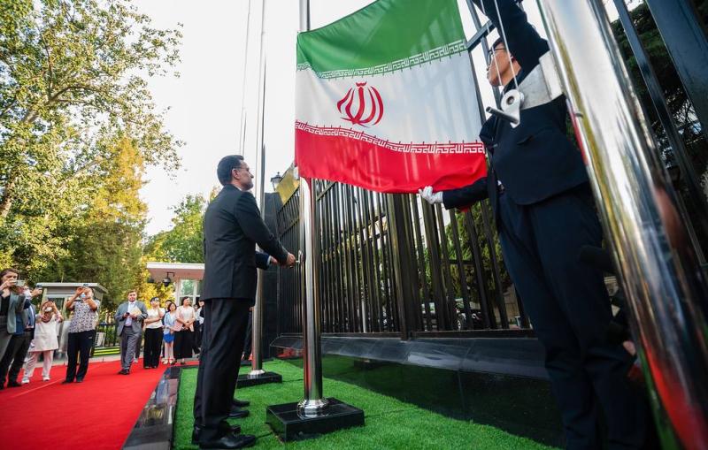 Press review: Iran officially joins SCO and Turkey diving in to rescue drowning grain deal