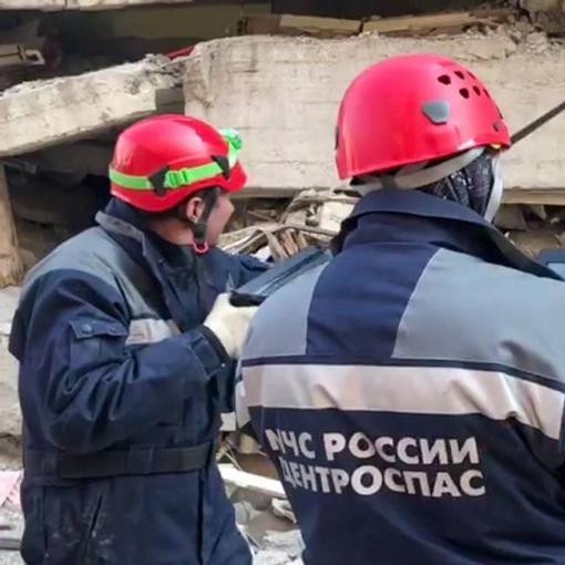 Rescuers pull Turkish survivor from rubble 160 hours after quake