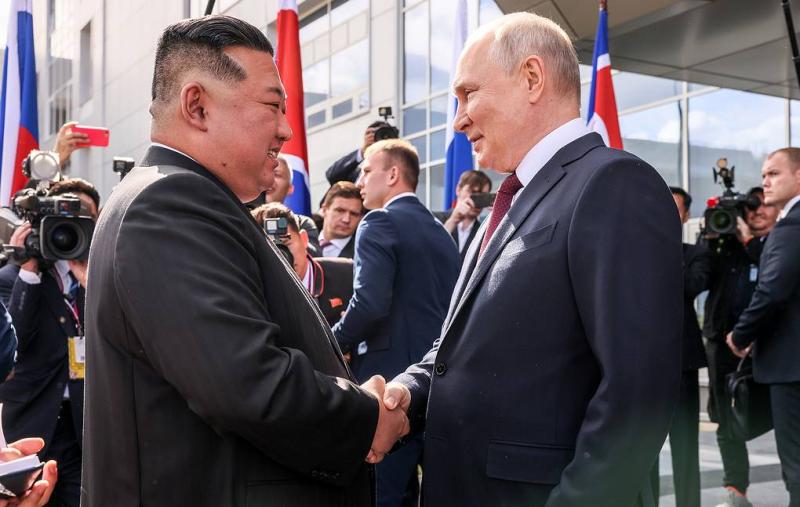 Press review: Putin hosts Kim, gets under US’ skin and EEF-23 belies 'isolate Russia' idea