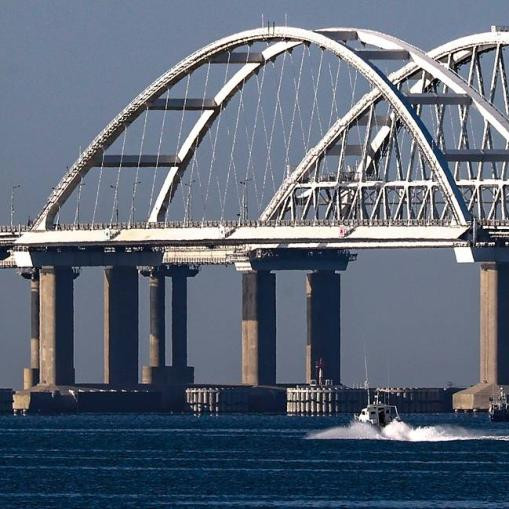 Press review: Crimea Bridge defenses need bolstering and Moscow exits Black Sea grain deal