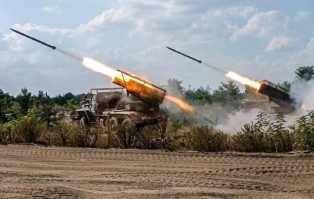 Russian forces wipe out Ukrainian electronic warfare station, ammo depot in Kherson area