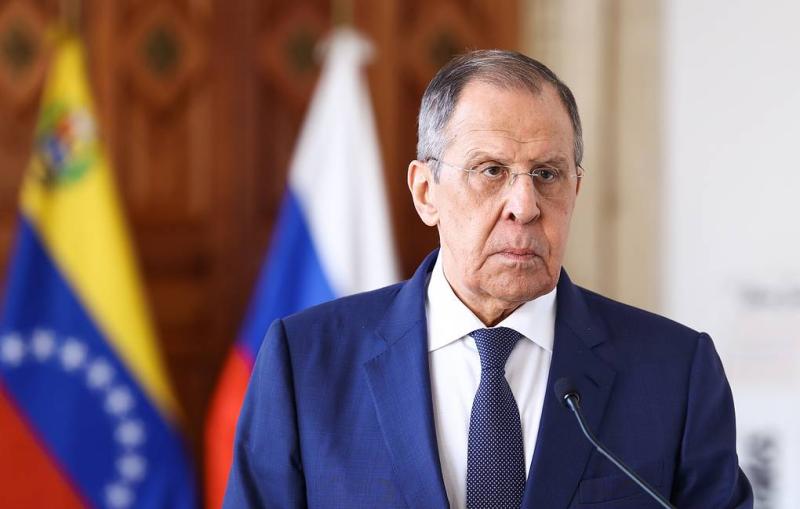 Press review: Lavrov urges Caracas to spurn West and doubts dent Kiev counterattack hype