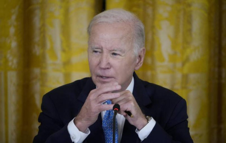 Biden discarded by both Dems and grass roots