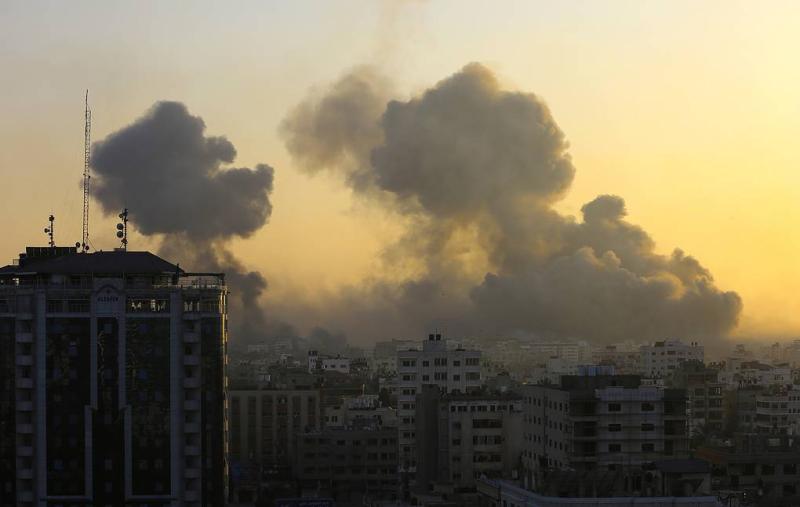 Press review: US upset Gaza clash clouds Kiev and OFAC slaps toxic SDN brand on SPB bourse