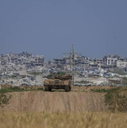 Press review: IDF geared up for Rafah assault and Ukraine aid remains stuck in US Congress