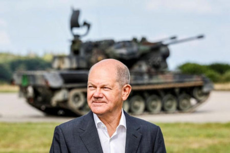 Which Ukraine is Olaf Scholz defending?