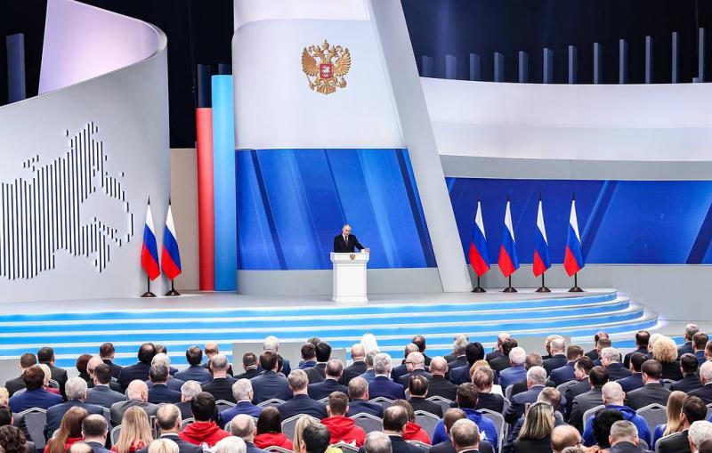 Press review: Putin sets out future vision for Russia and Kiev spurns possibility of peace